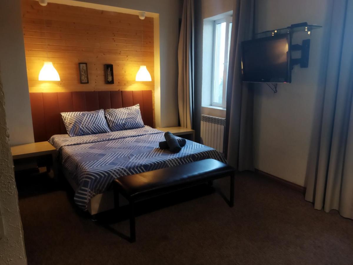 Strelets Hotell Bisjkek Eksteriør bilde