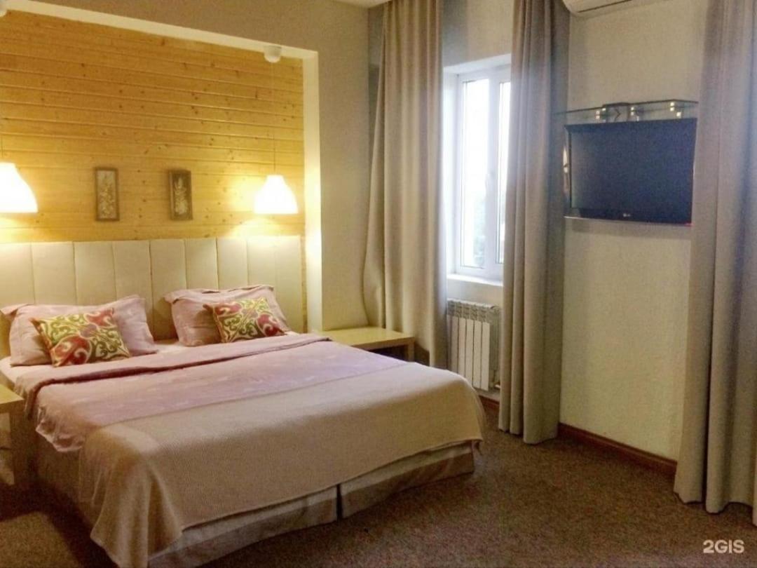 Strelets Hotell Bisjkek Eksteriør bilde